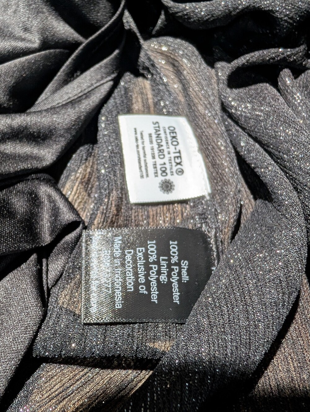 Women's Black Shimmery Layered Button Front Top - Brand: Simply Vera Vera Wang - Picture 3 of 7